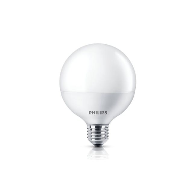 Philips LED GLOBE E27 - Warm White 3000k - 1 - Philips energy-saving LED bulb, sleek design, modern aesthetic, high