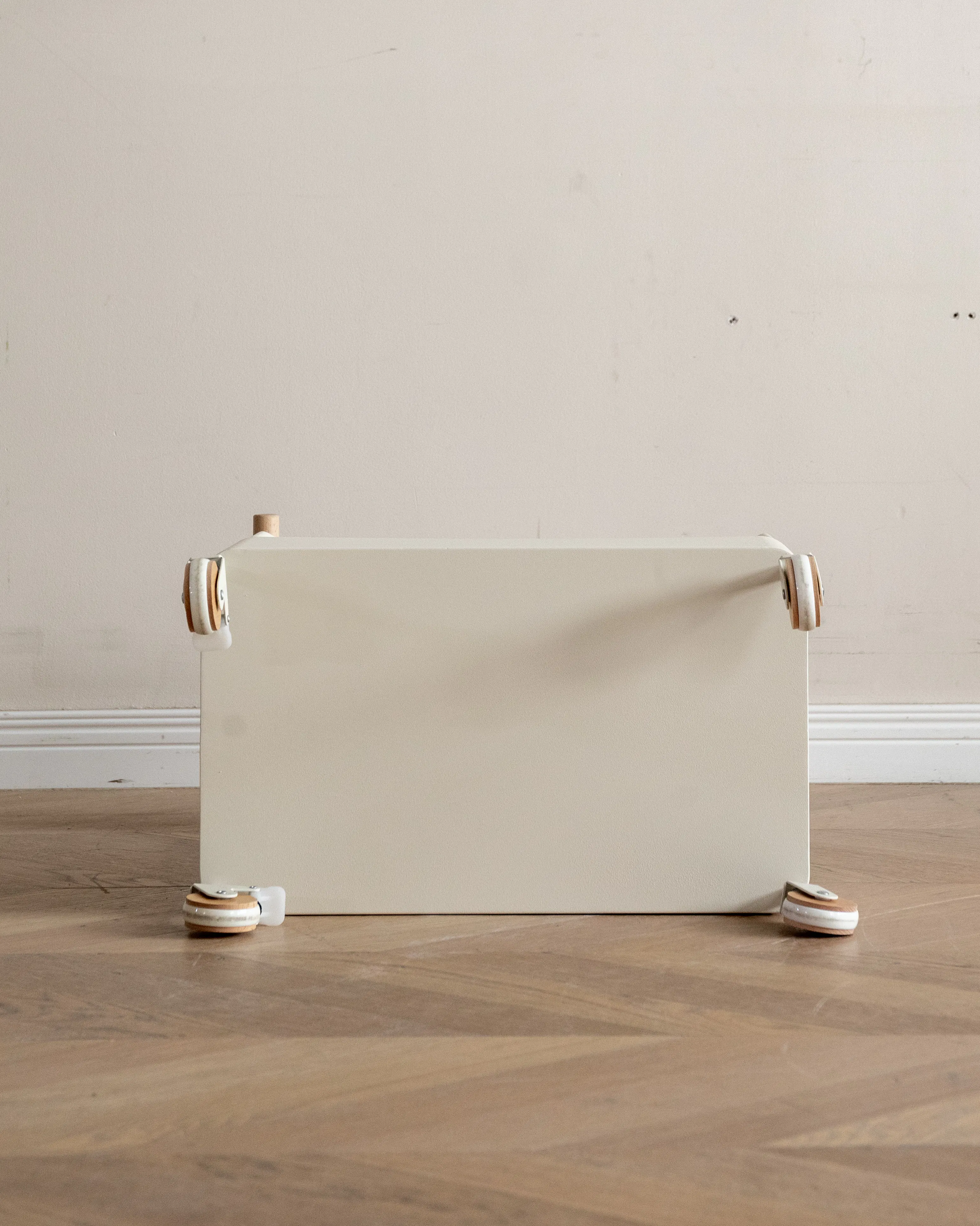 Matthias Trolley - White - 11 - Rectangular, minimalist, modern, white, frameless, wooden, support, adjustable, decorative