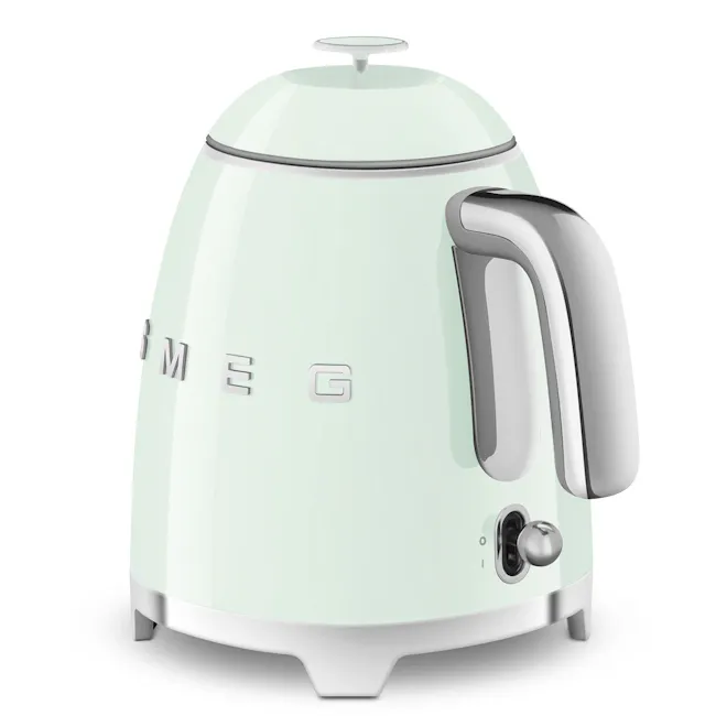 Smeg 0.8L Mini Kettle - Pastel Green - 9