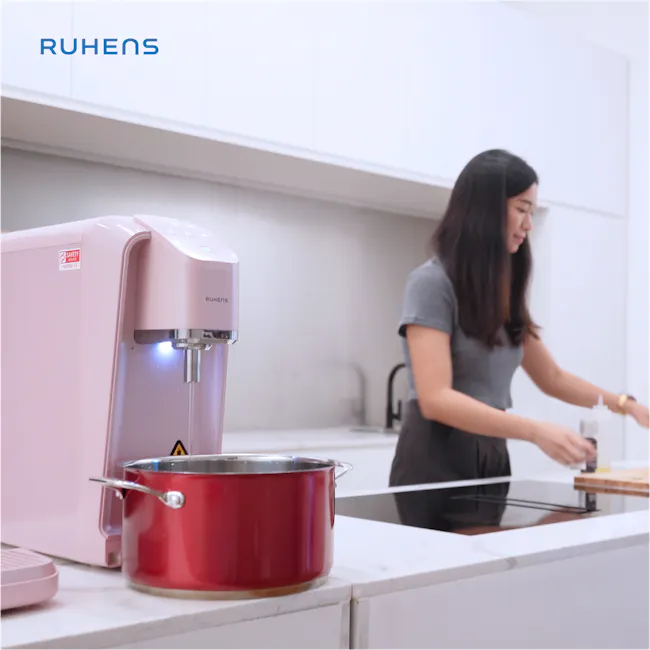 Ruhens V Series Water Purifier - Marshmallow Pink - 8 - Kitchen appliance, pink kitchen appliance, woman cooking, red pot