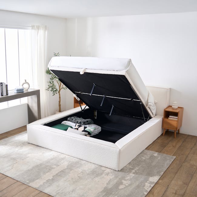 Maine Storage King Bed - White Boucle - 4