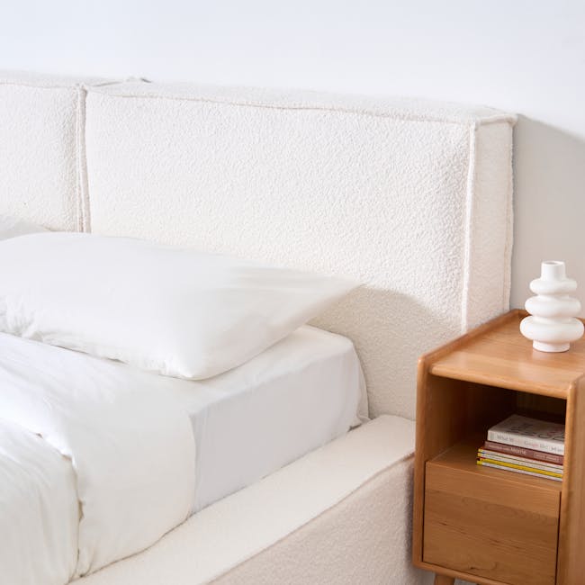 Maine Storage King Bed - White Boucle - 6