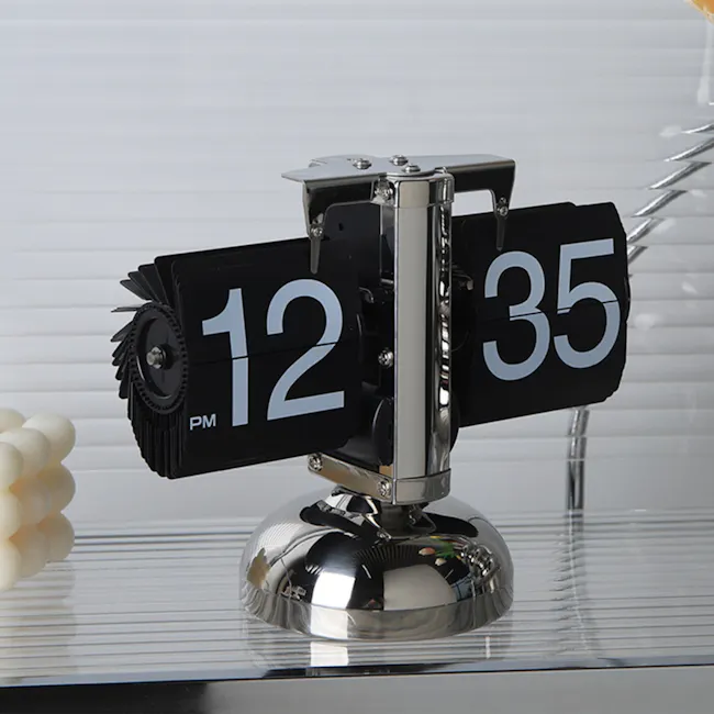 Ernest Flip Clock - 4