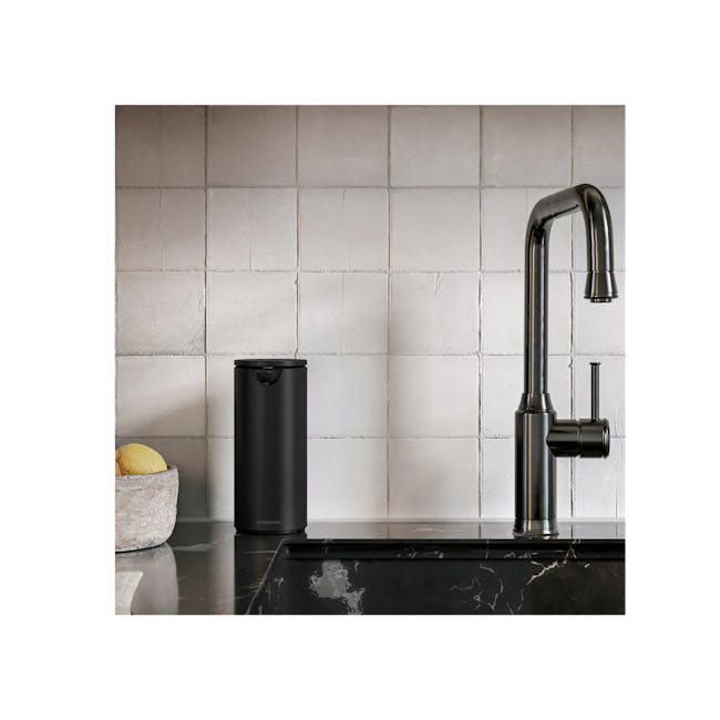 simplehuman 14oz Sensor Pump - Matte Black - 6 - modern kitchen counter, minimalist design, black countertop, stainless