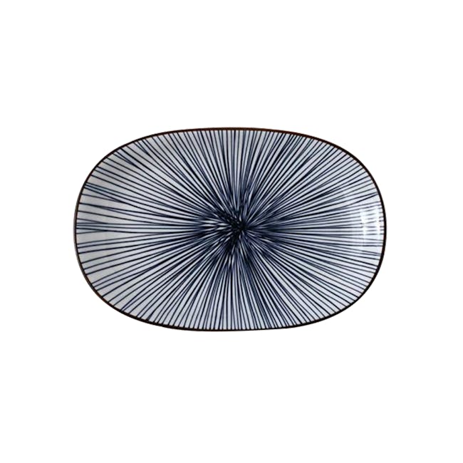 Table Matters Blue Illusion Oval Shaped Plate - 0