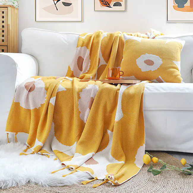 Daisy Throw Blanket - Yellow - 2