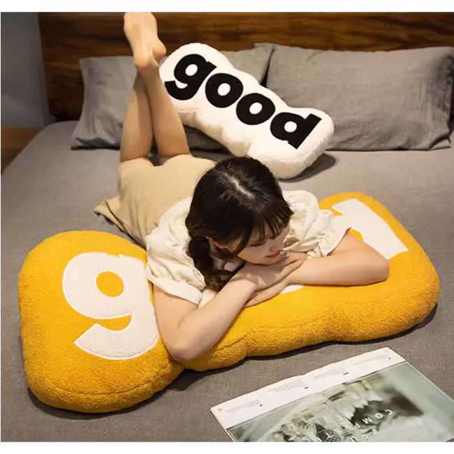 Good Plush Cushion - Black - 3