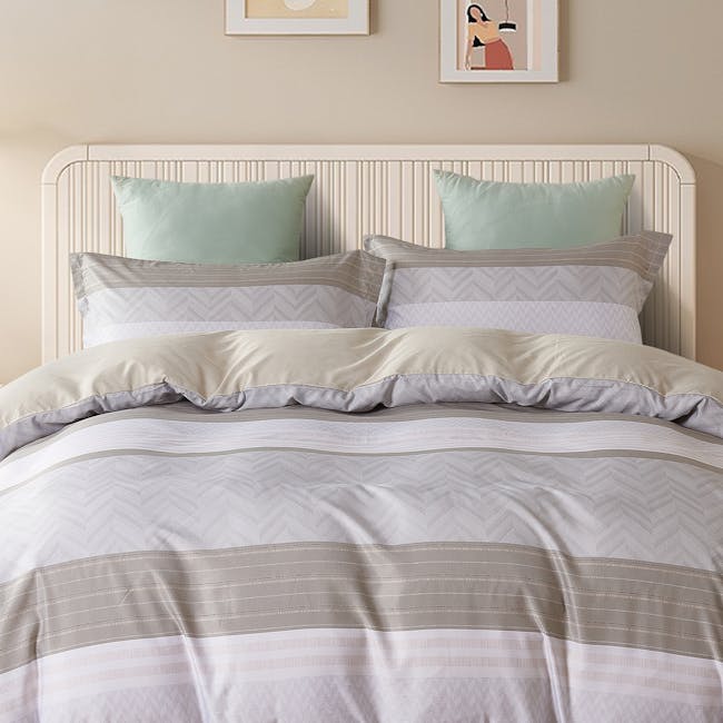Whitby Tencel Plus Bedding Set (3 Sizes) - 1 - Modern bedroom bedding set, light beige and gray color scheme, elegant pillow