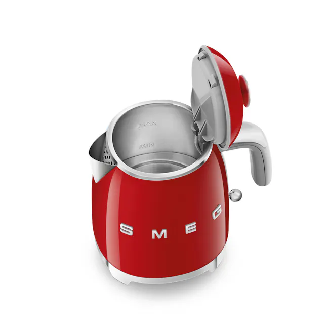 Smeg 0.8L Kettle - Red - 2