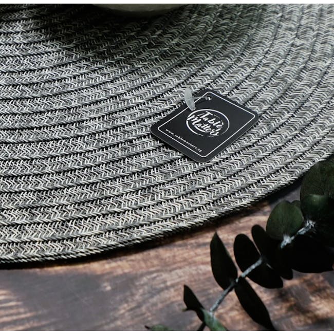Table Matters Grayscale Placemat - 2 - Table maturé, woven fabric, black tag, textured surface, natural lighting, botanical