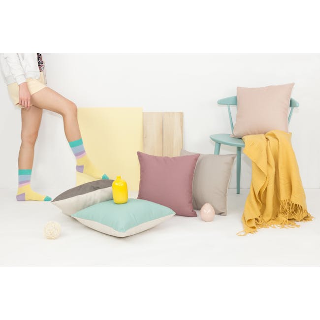 Throw Linen Cushion - Yellow - 4