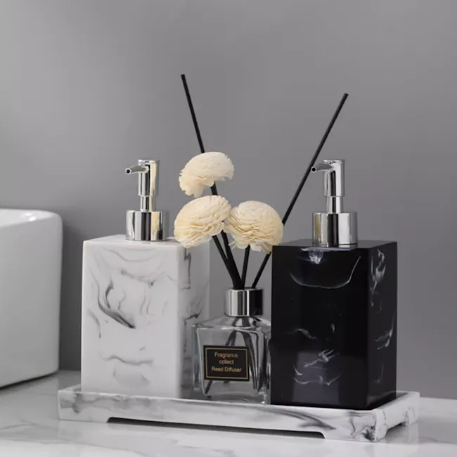 Mabel Soap Dispenser - White Marble - 3