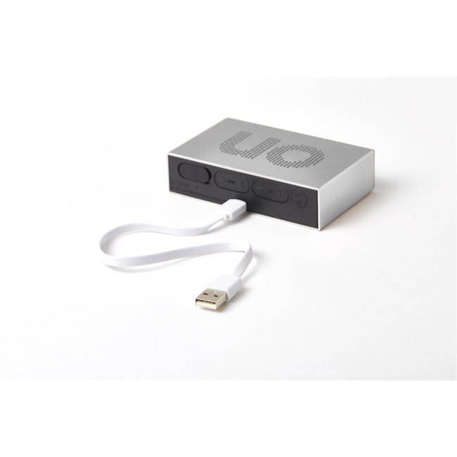 Lexon Flip Premium Reversible Lcd Alarm Clock (Aluminium) - 5