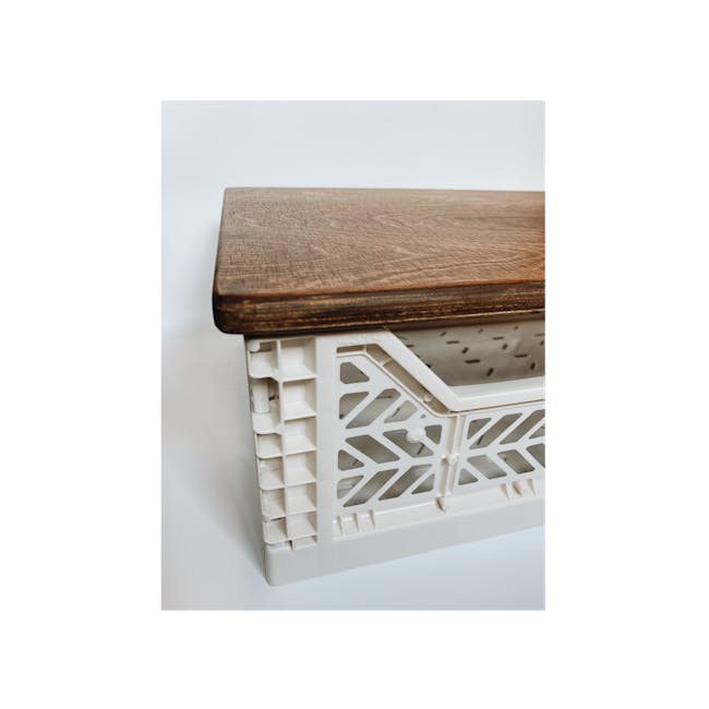 Aykasa Walnut Restored Midibox Lid - 2 - Wooden table with white plastic organizer tray, minimalist design, natural wood