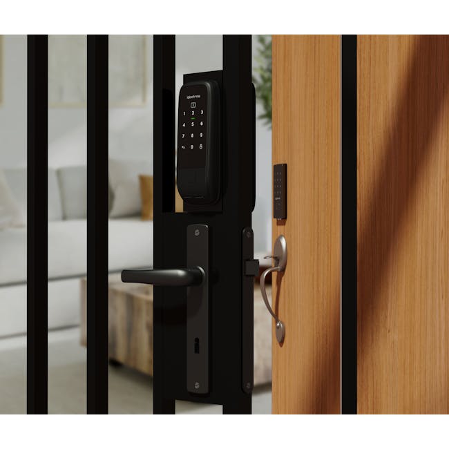 igloohome Gate & Door Bundle: Metal Gate 2 + Smart Mortise 2+ - 2 - Modern smart lock, digital keypad, black and wood
