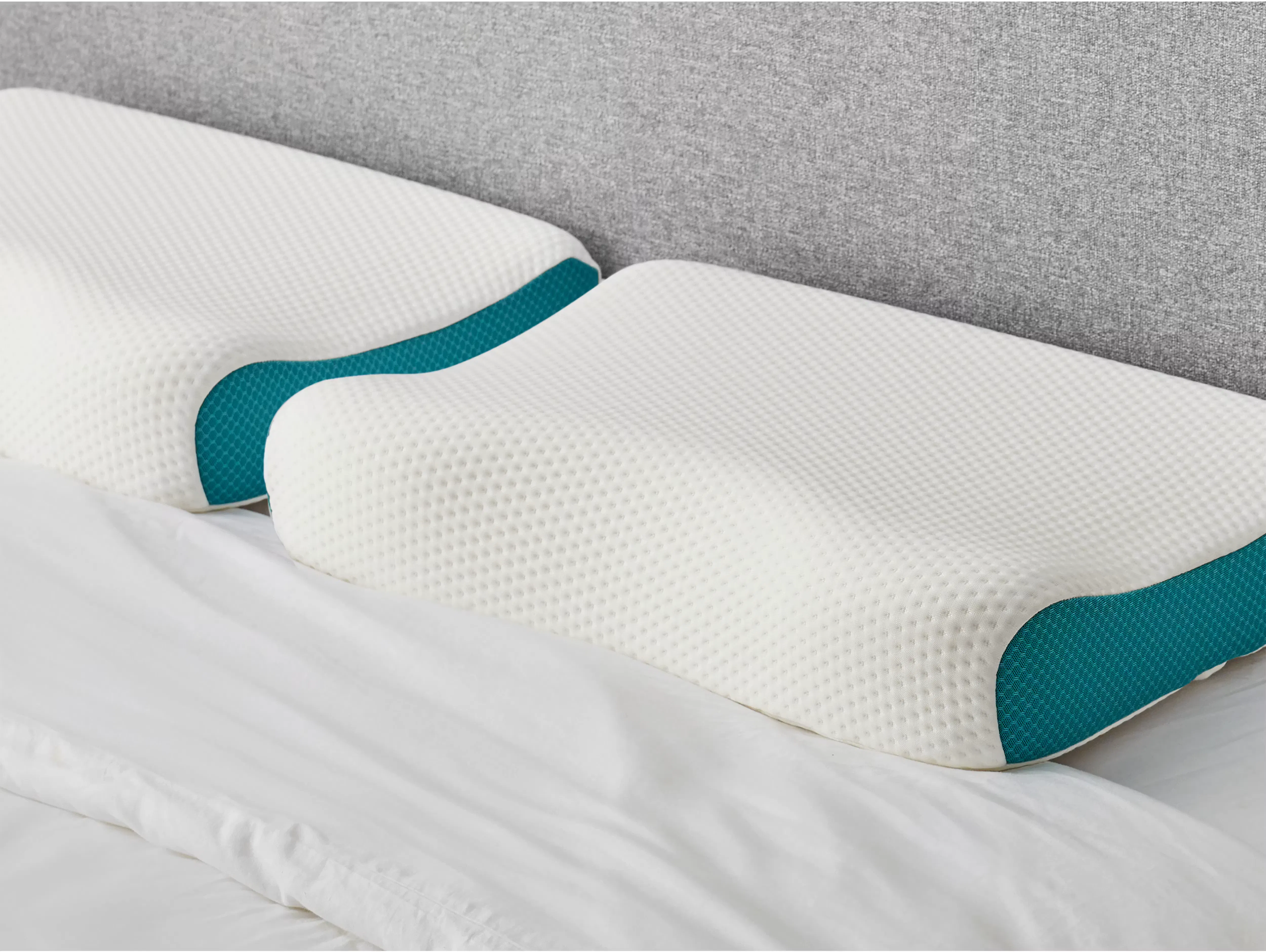 DREAM Mattress + 40% Off Premium Memory Foam Pillows - 9