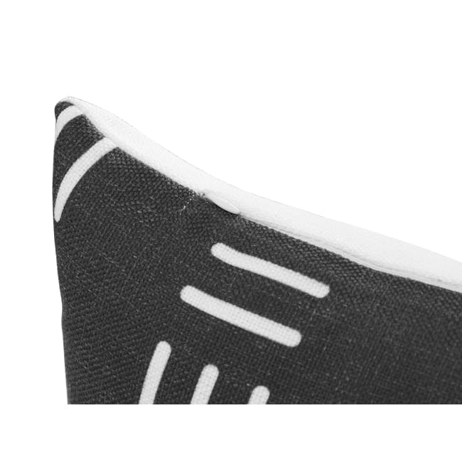 Porter Linen Lumbar Cushion cover - Black - 2