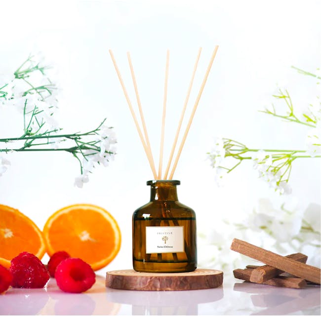 Pristine Aroma Reed Diffuser Hotel Scent - Swiss Château (2 Sizes) - 1 - Swiss Chateau, wooden sticks, fresh herbs, vibrant