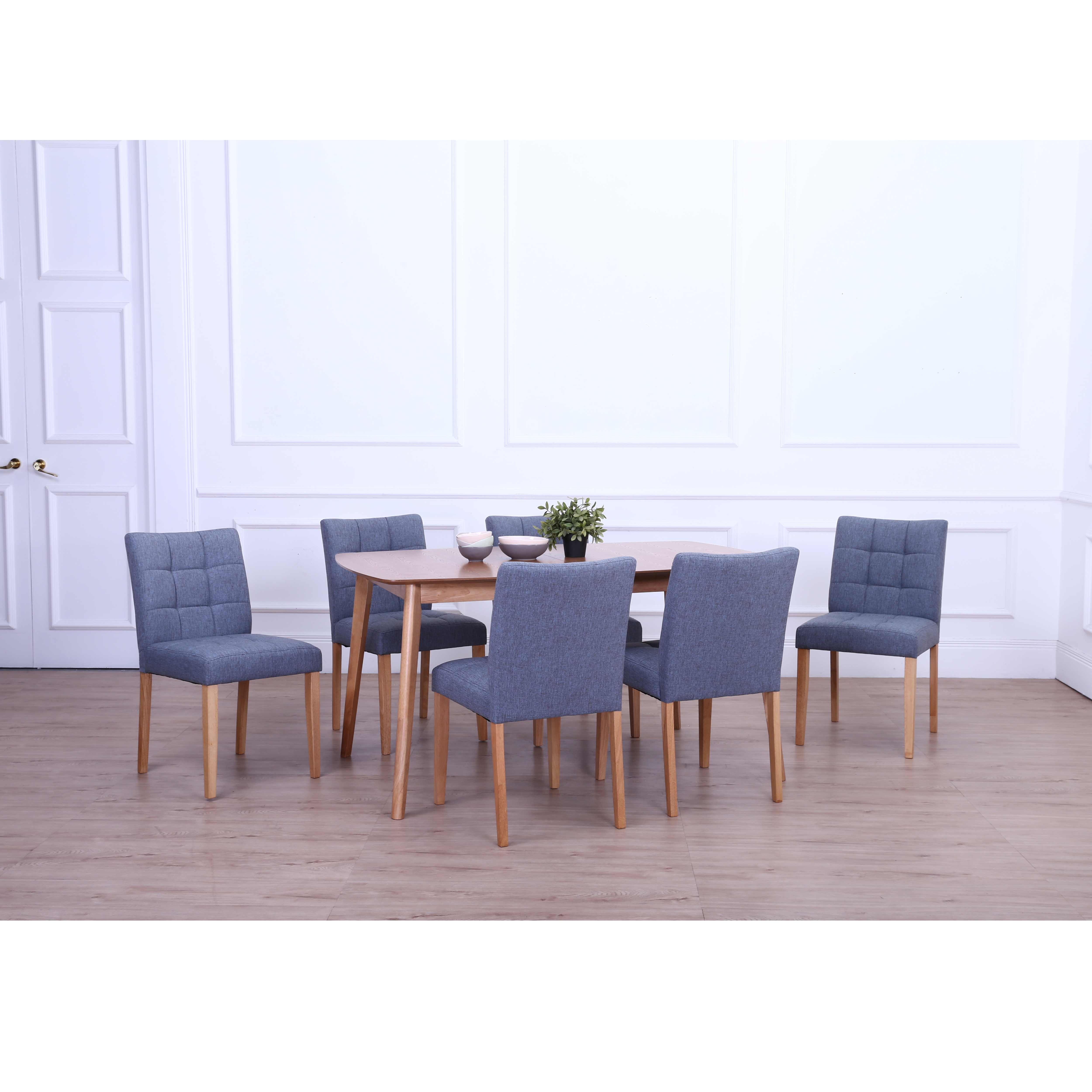 extending dining table 4 to 8