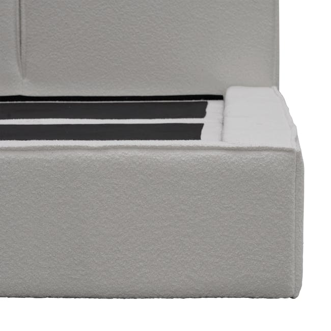 Maine Storage King Bed - Light Grey Boucle - 19