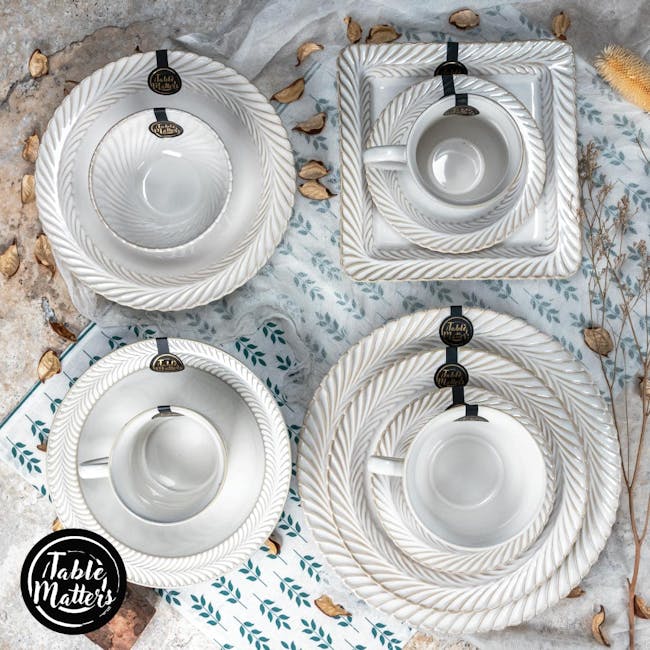 Table Matters Mary Potter 4.5 inch Rice Bowl - 4 - Table settings, elegant tableware, rustic design, decorative plates