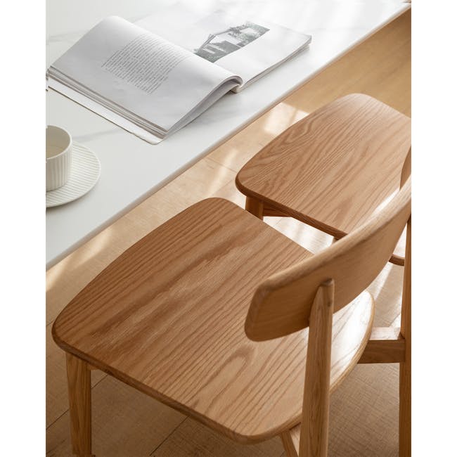 Solis Dining Chair - Oak - 4 - Wooden chair, minimalist design, natural wood finish, light brown color, curved backrest