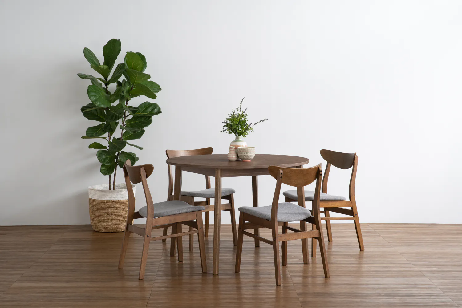 Harold Extendable Dining Table 1.2m-1.5m with 4 Macy Chairs in Cocoa - 47