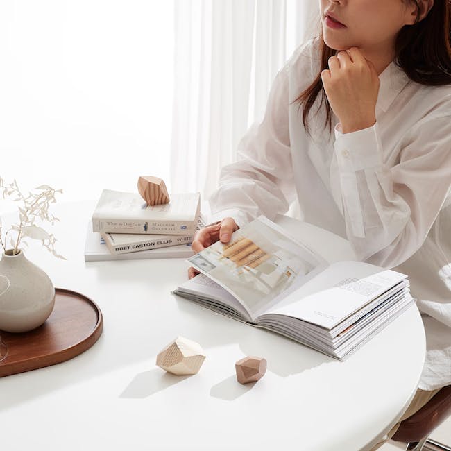 Carmen Round Dining Table 1m - White - 4 - Modern digital interface, User-friendly design, Interactive elements, Responsive