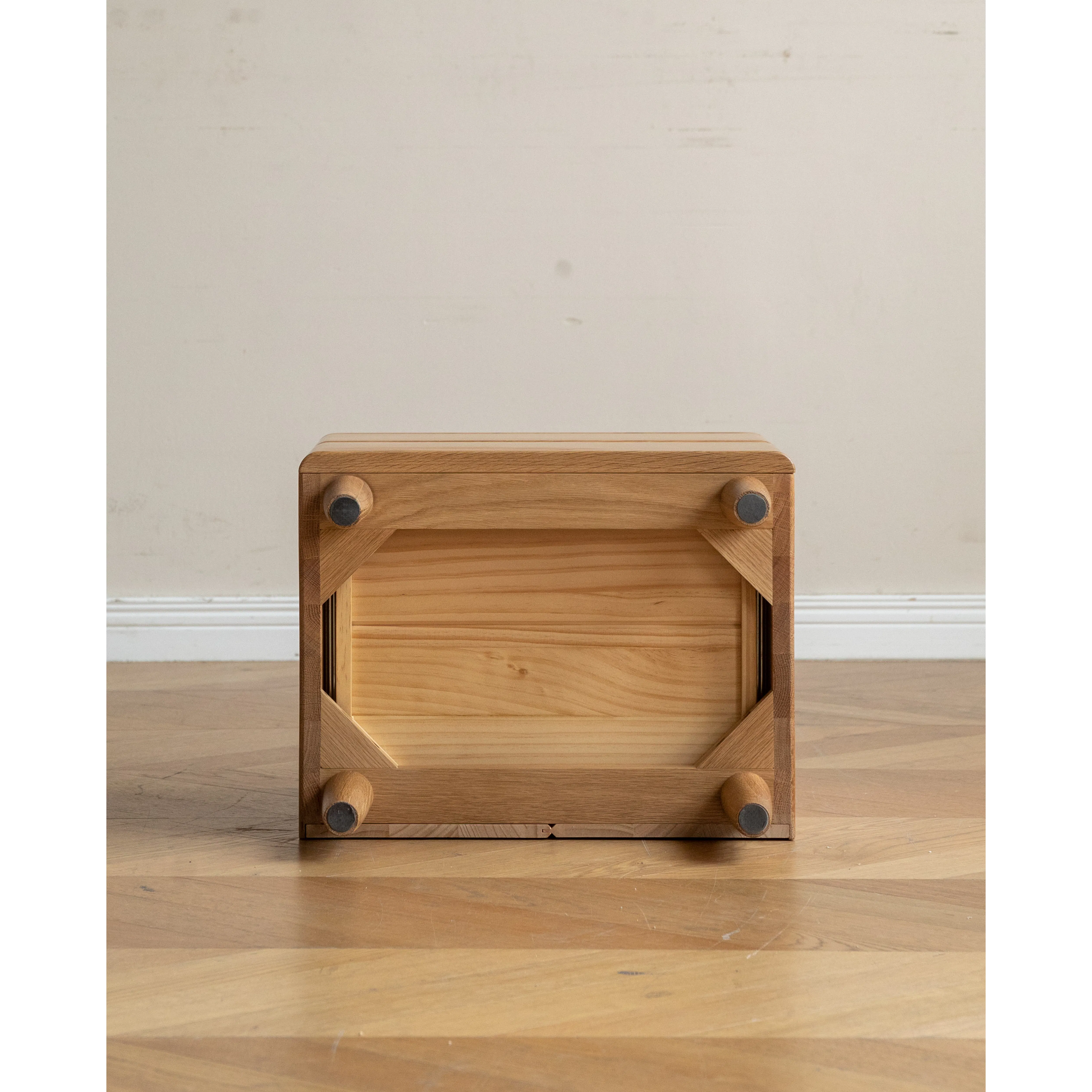 Natalia Bedside Table - 14 - Wooden side table, minimalist design, natural wood finish, rectangular shape, sturdy
