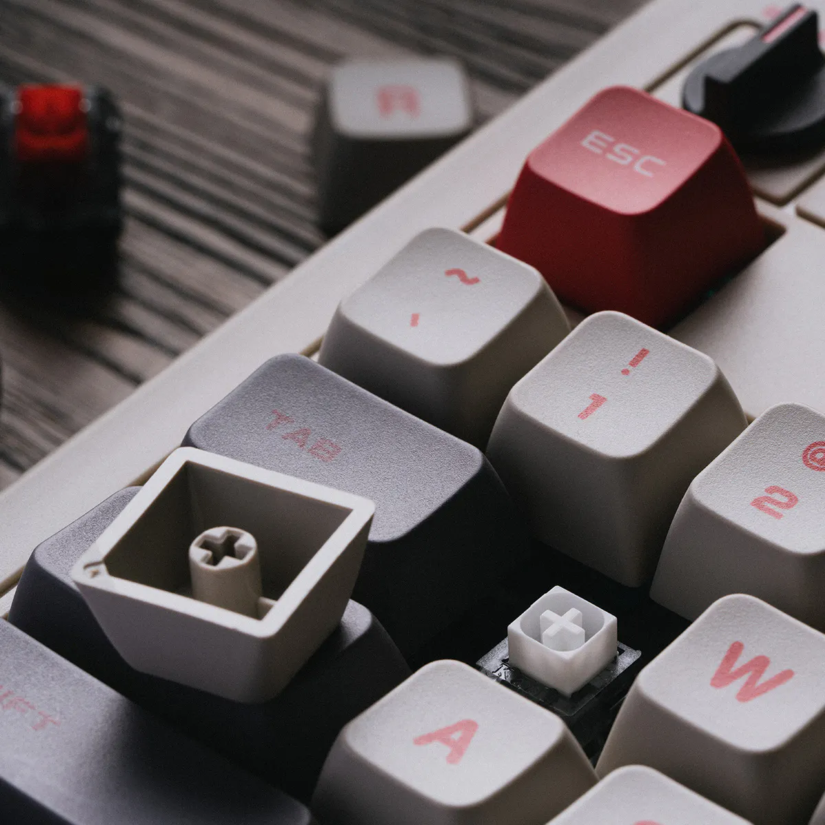 8BitDo Retro Mechanical Keyboard - N Edition - 7