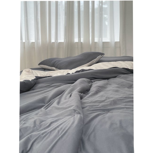 Bodyluv PO-ONG Blanket - Cream White & Charcoal (2 Sizes) - 3