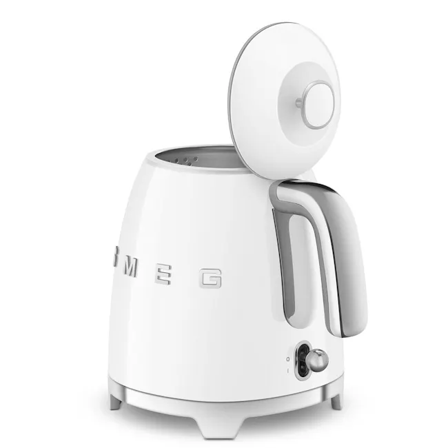 Smeg 0.8L Mini Kettle - White - 4