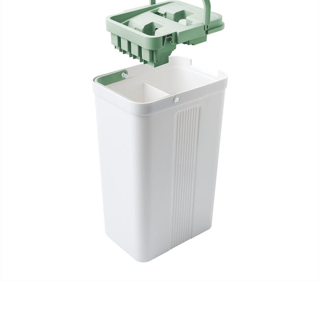 3M™ Scotch-Brite™ Compact Hands-Free Flat Mop with Bucket - 5 - White plastic trash bin, green plastic bin liner, vertical