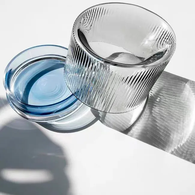 FURRYTAIL Fooddict Elevated Glass Feeding Bowl - Blue - 3 - Crystal-clear glass, transparent liquid, modern design, sleek