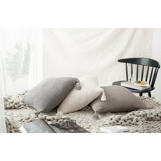 Laura Knitted Cushion Cover - Grey - 1