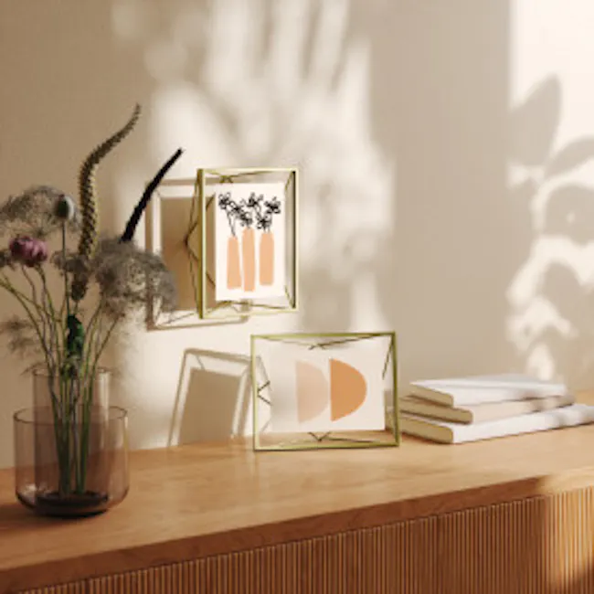 Prisma Photo Display 5 x 7 - Brass - 2