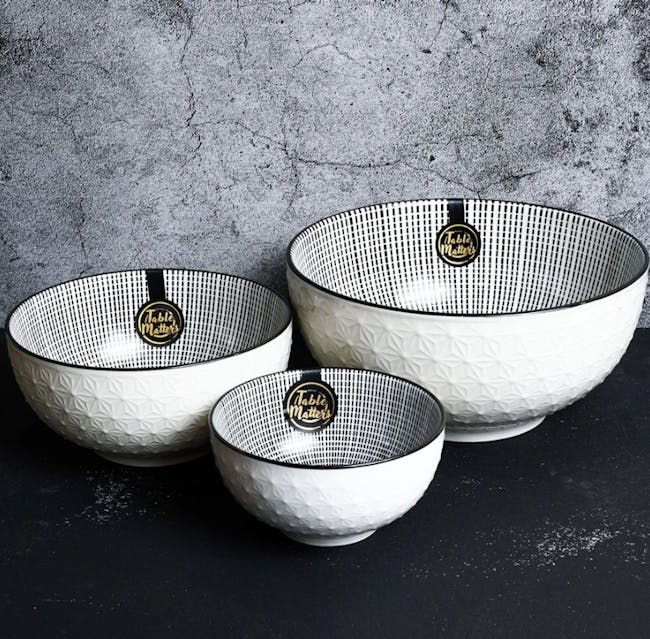 Table Matters Scattered Lines Bowl (3 Sizes) - 2