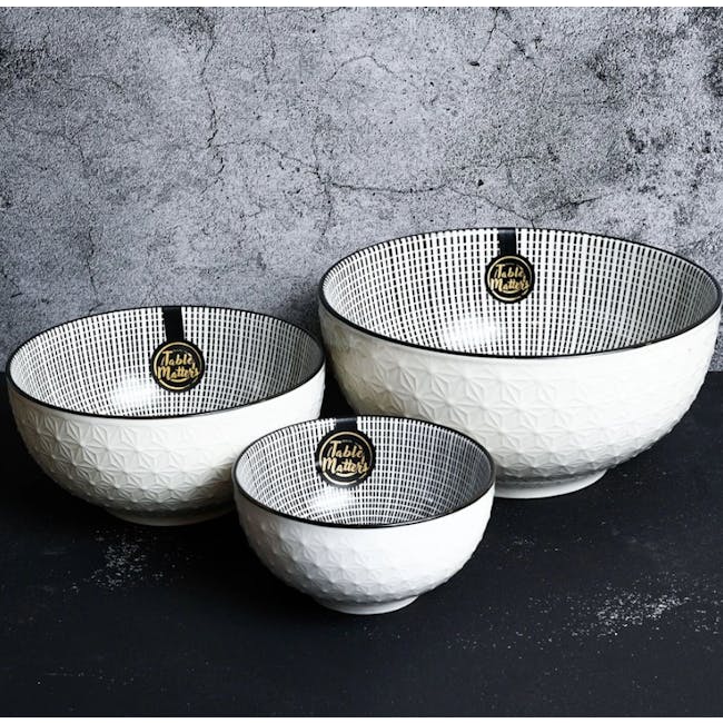 Table Matters Scattered Lines Bowl (3 Sizes) - 2