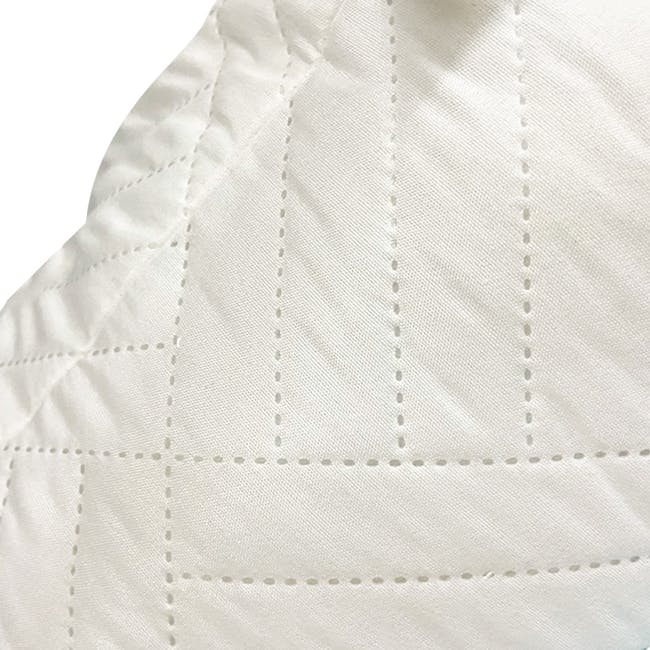 Hillcrest AeroFresh Bolster - 4 - White fabric with diamond stitching, quilted design, straight and straight edges, subtle
