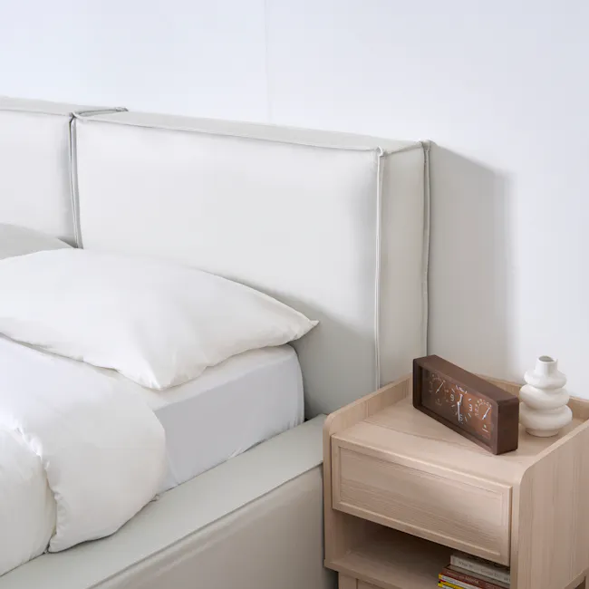 (As-is) Maine Storage Queen Bed - Ivory (Pet Friendly) - 24