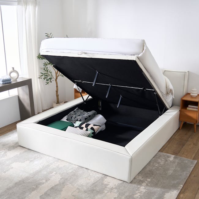Maine Storage Queen Bed - Ivory (Pet Friendly) - 4