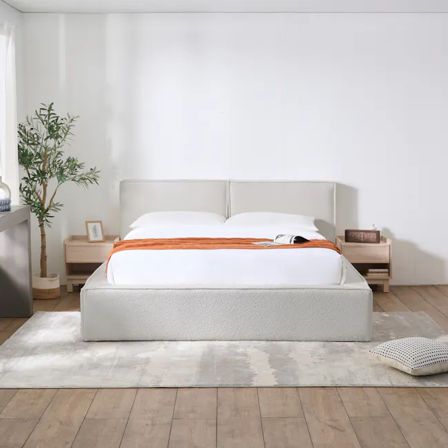 Maine Storage Queen Bed - Light Grey Boucle - 2