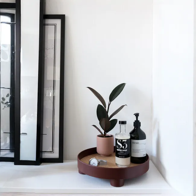 Edd Nordic Tray with Stand - Black - 6 - vibrant modern decor, minimalist design, stylish arrangement, natural elements