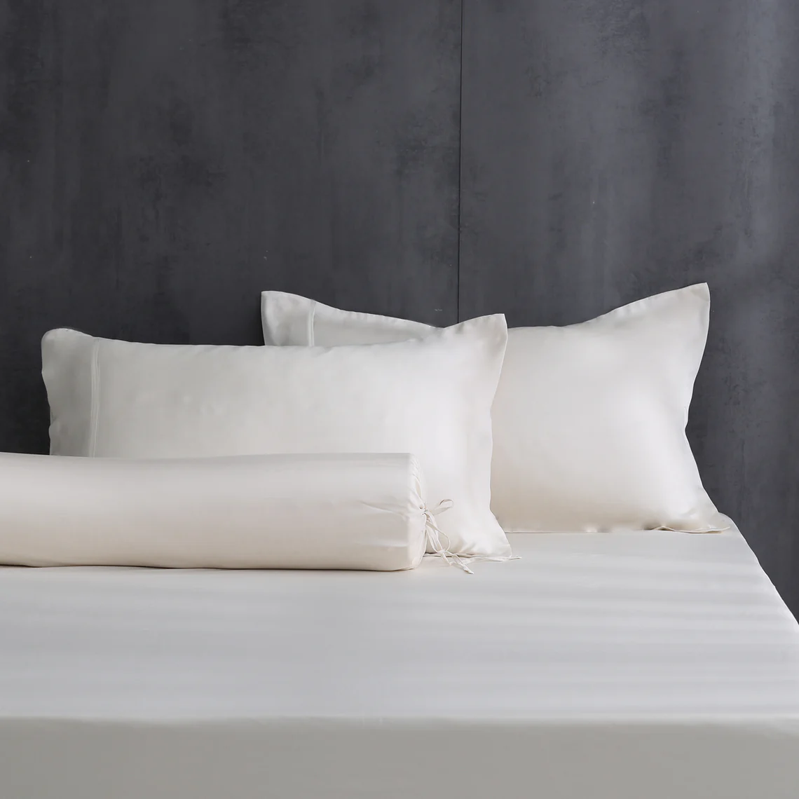 Robinsons TENCEL™ Lyocell Heritage Collection Fitted Sheet Set - Cream (4 Sizes)