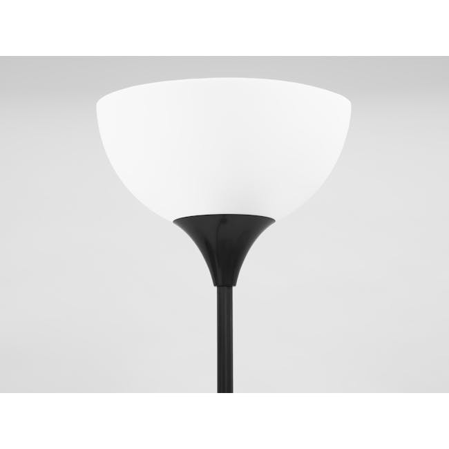 OYAKO Floor Lamp - Black - 1