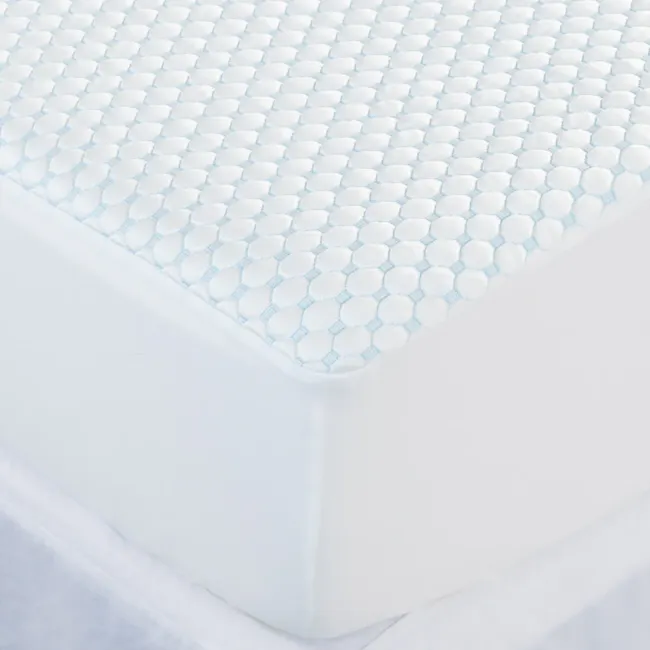 Robinsons Luxe Cooling Mattress Protector Hotel Collection (4 Sizes) - 2