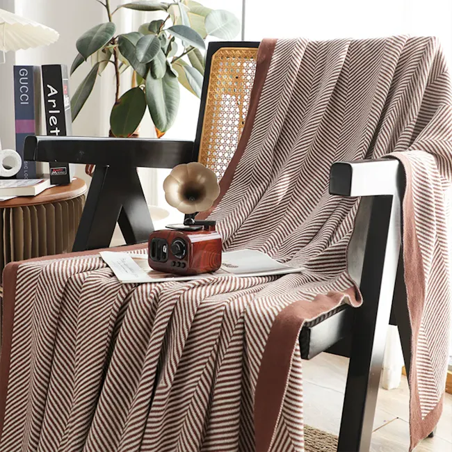 Nisso Throw Blanket - Brown - 4