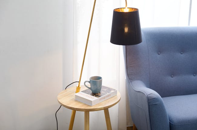 Alonso Floor Lamp / Side Table - 3