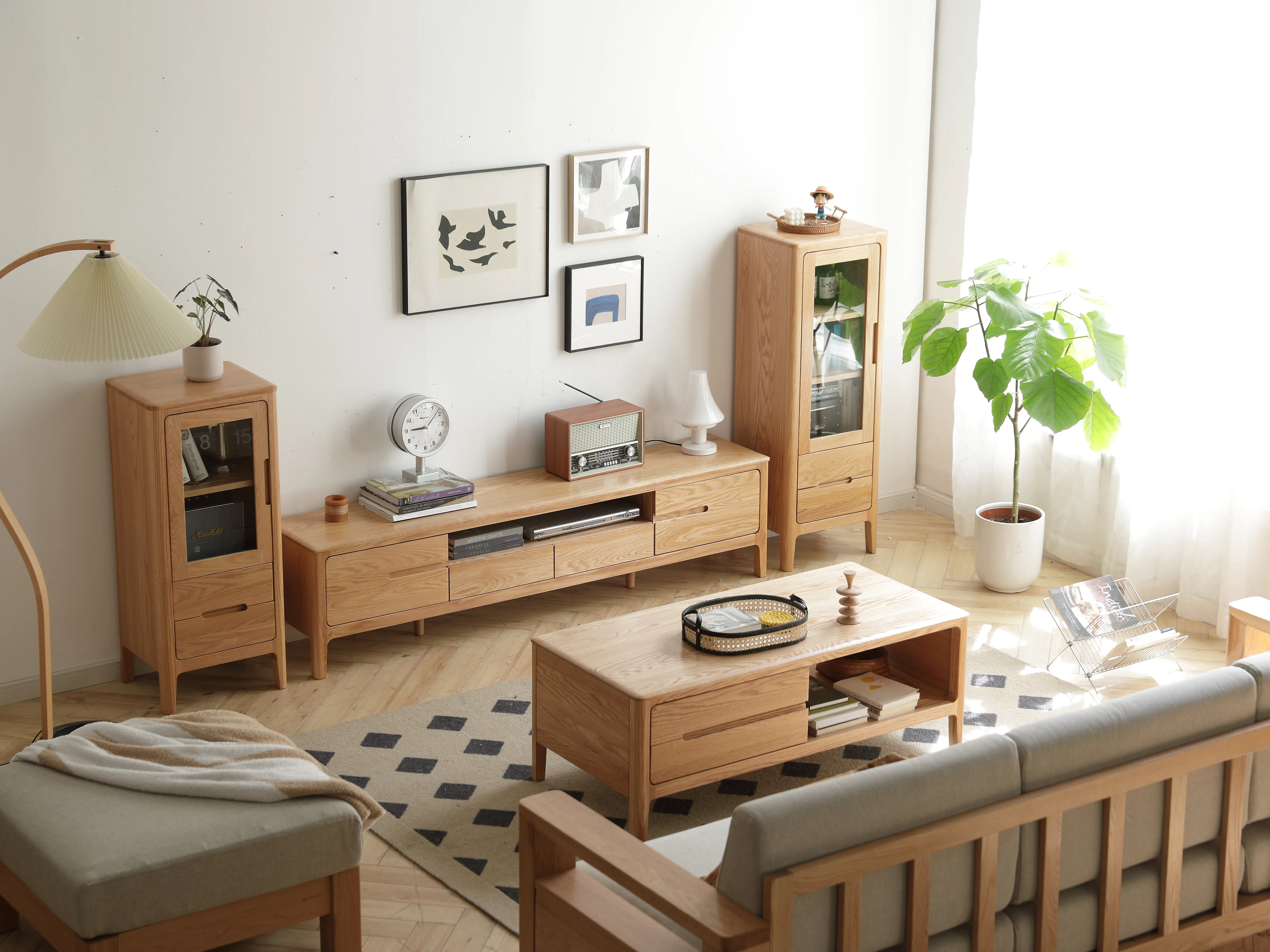 Devin TV Console 2m - 14