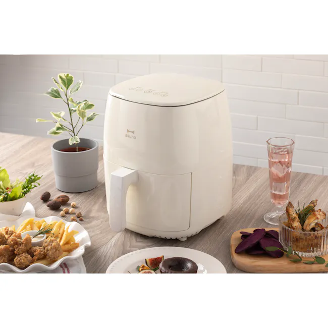 BRUNO 2.6L Air Fryer - Pink - 5 - White kitchen appliance, modern design, countertop, potted plant, light gray pot, wooden